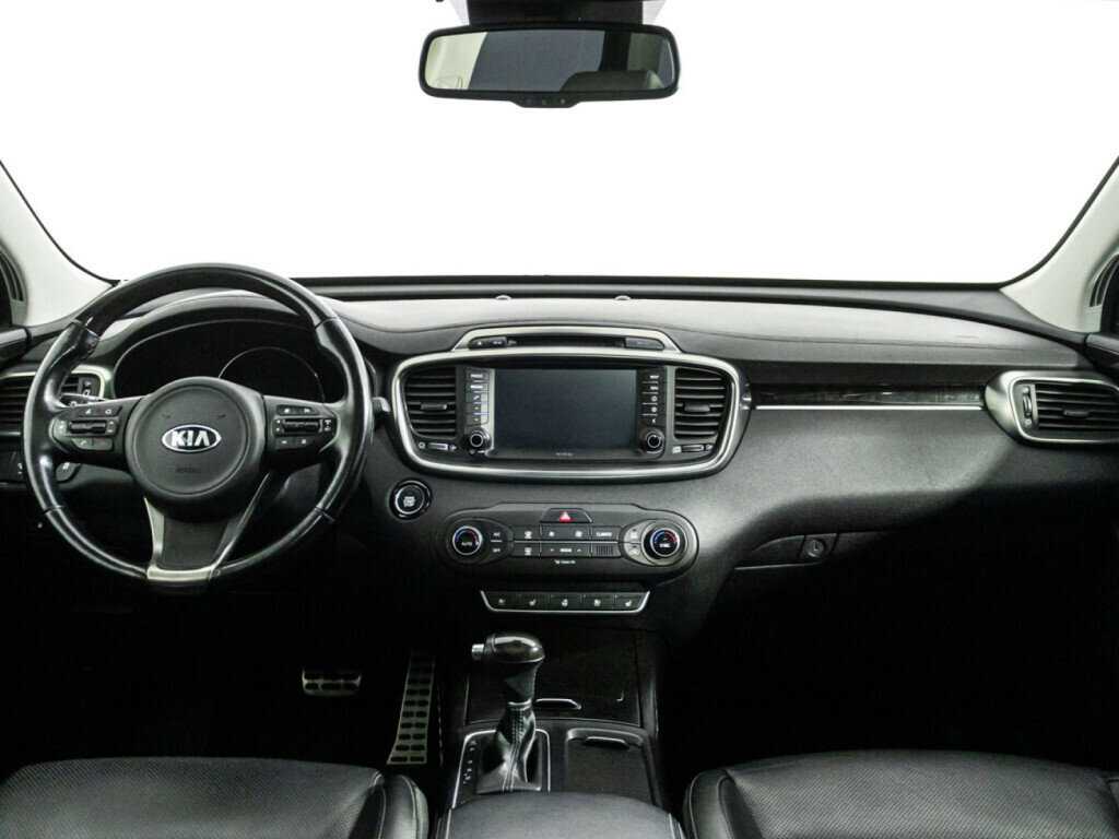 Купить Kia Sorento с пробегом. Фото: #12