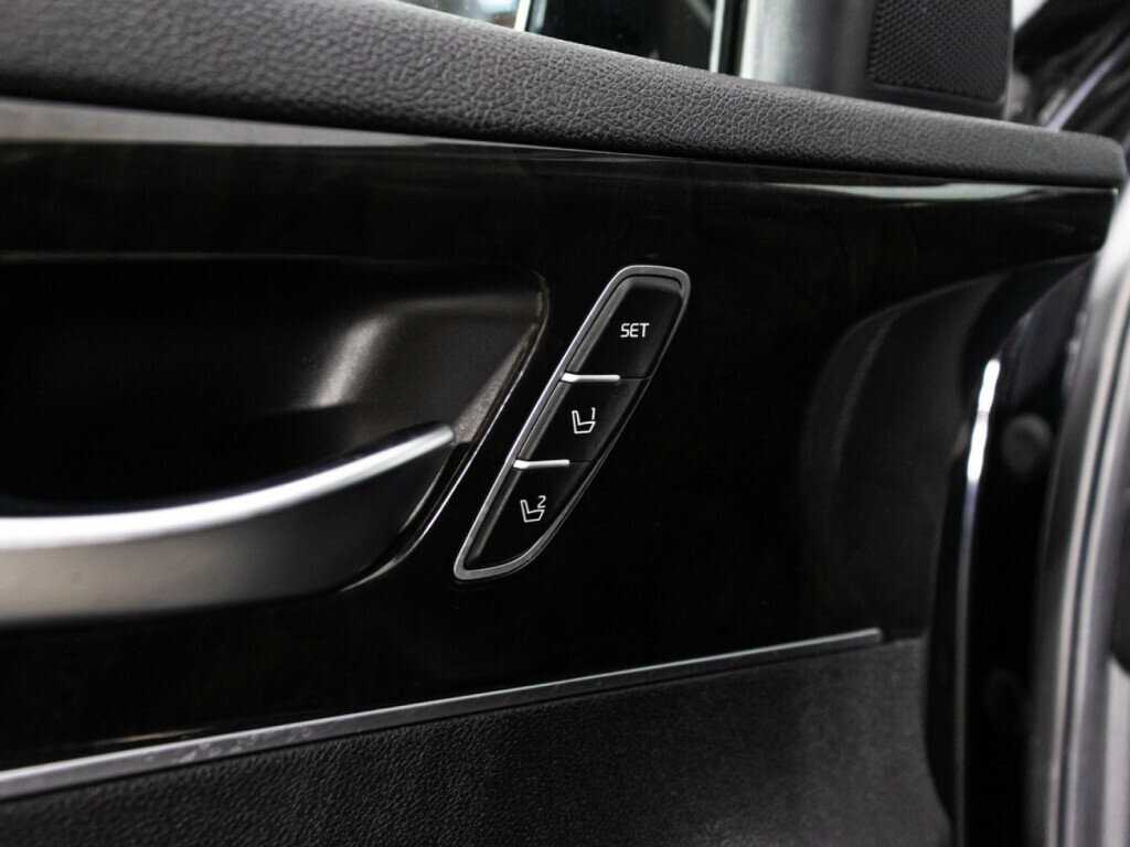 Купить Kia Sorento с пробегом. Фото: #17