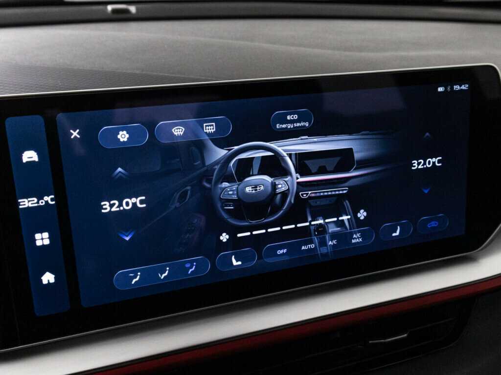 Купить Geely Coolray с пробегом. Фото: #19