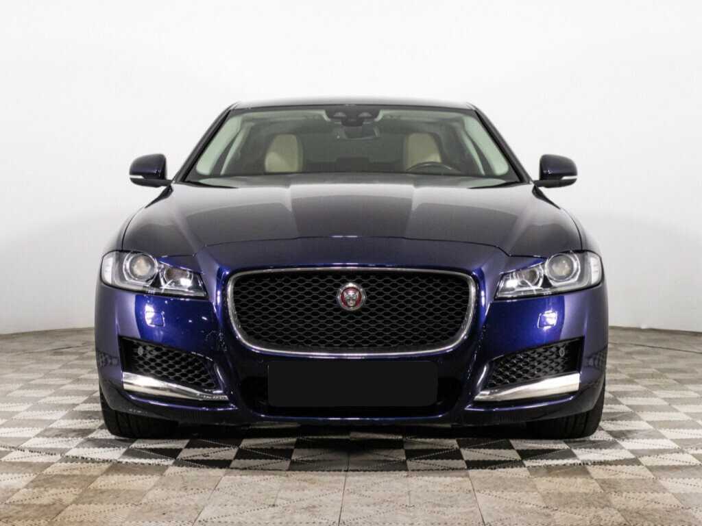 Купить Jaguar XF с пробегом. Фото: #1