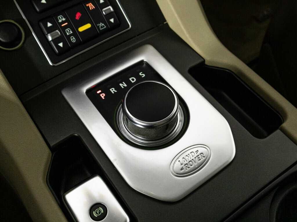 Купить Land Rover Discovery с пробегом. Фото: #25