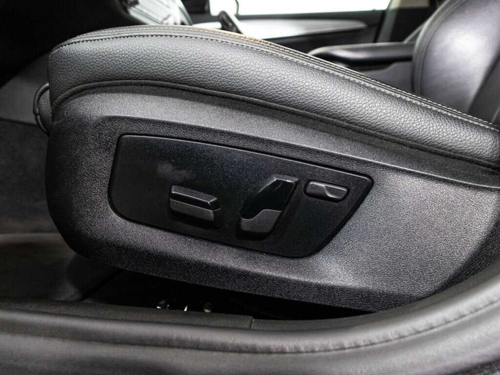 Купить BMW 5 серии с пробегом. Фото: #24