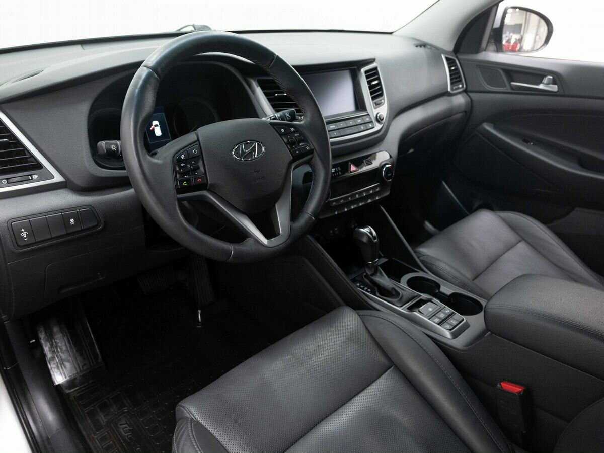 Купить Hyundai Tucson с пробегом. Фото: #8
