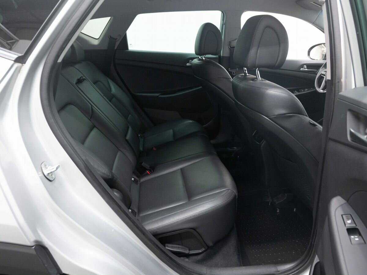 Купить Hyundai Tucson с пробегом. Фото: #11
