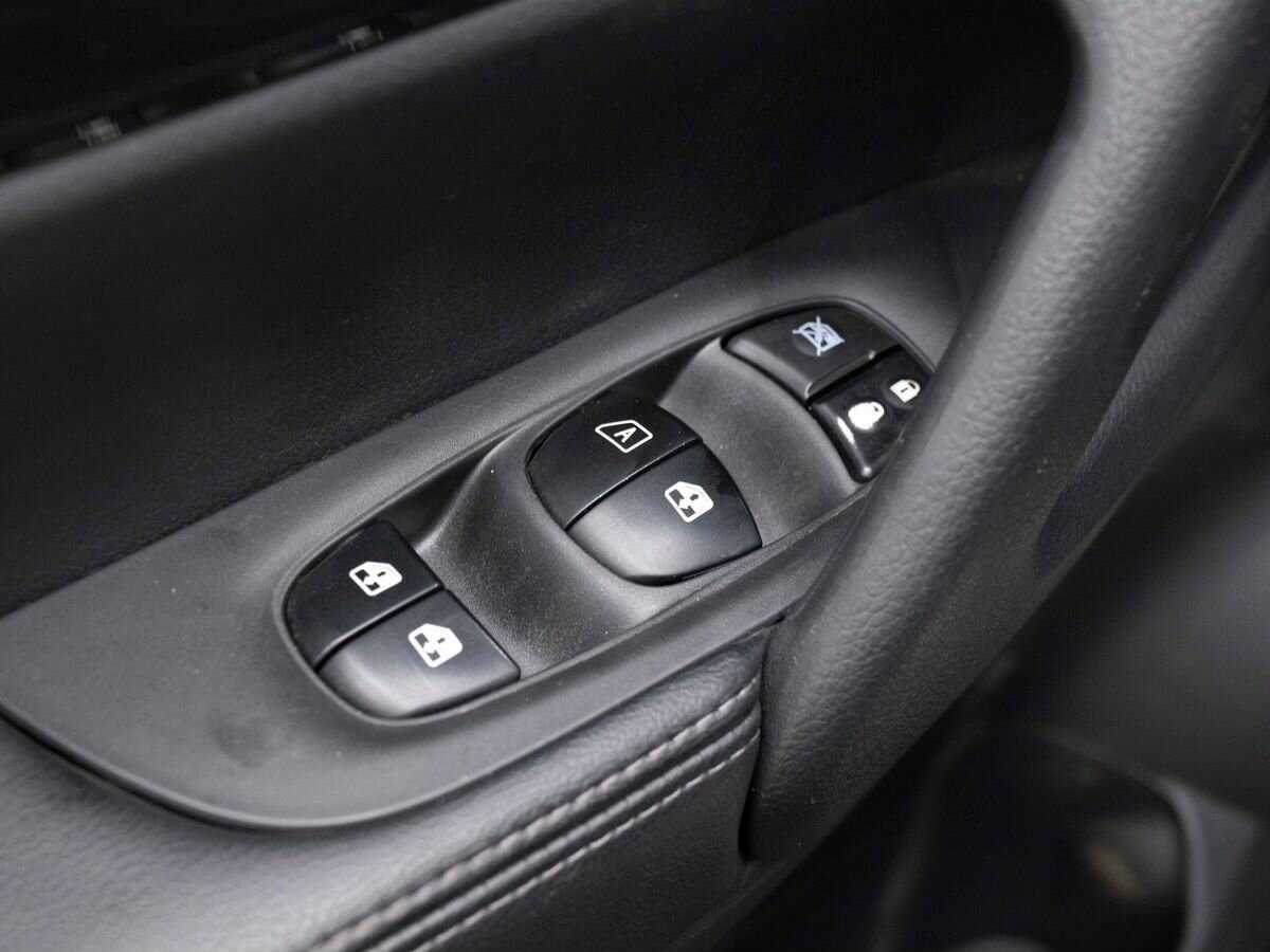 Купить Nissan X-Trail с пробегом. Фото: #19