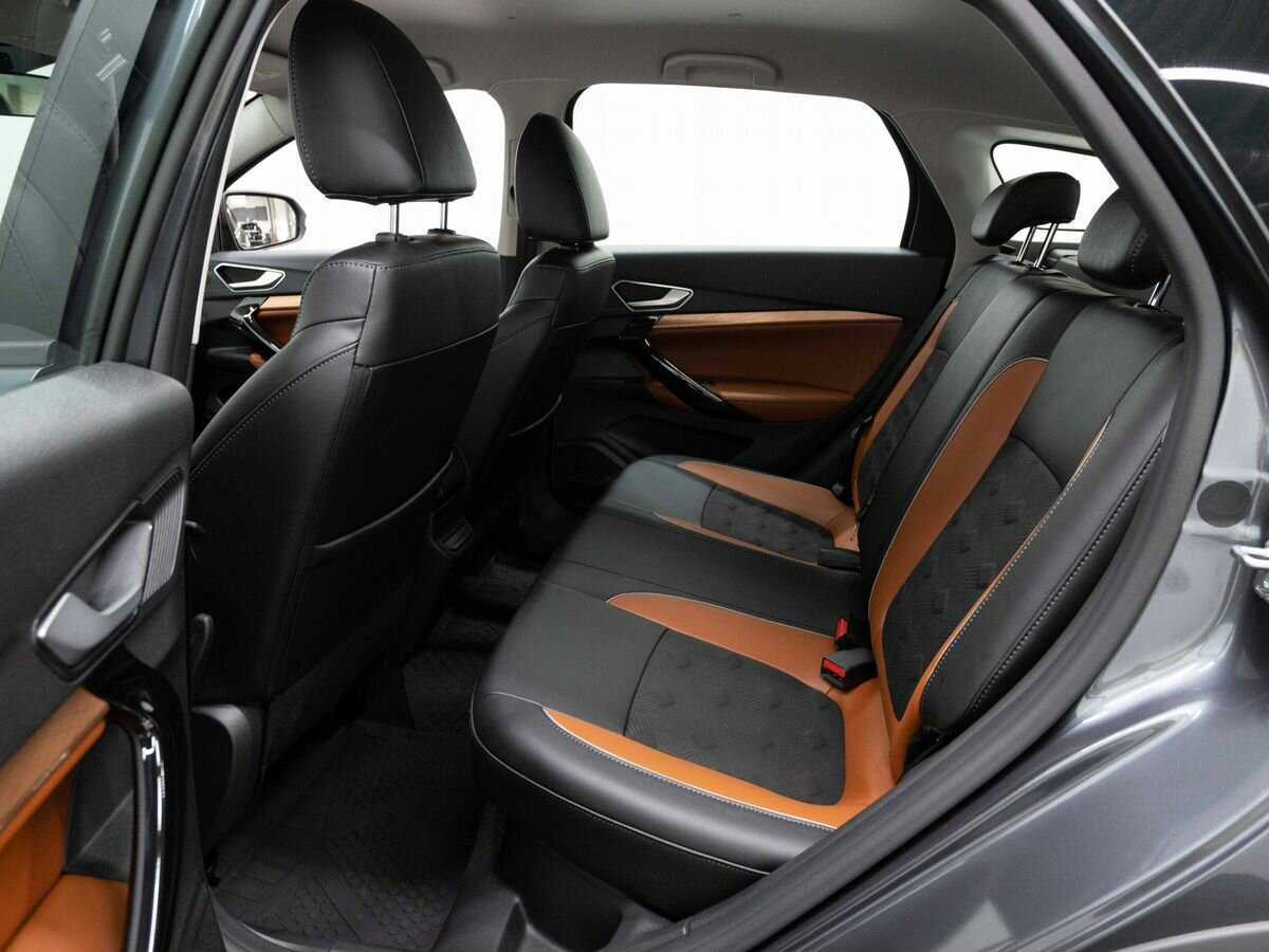 Купить Lada (ВАЗ) Vesta с пробегом. Фото: #9