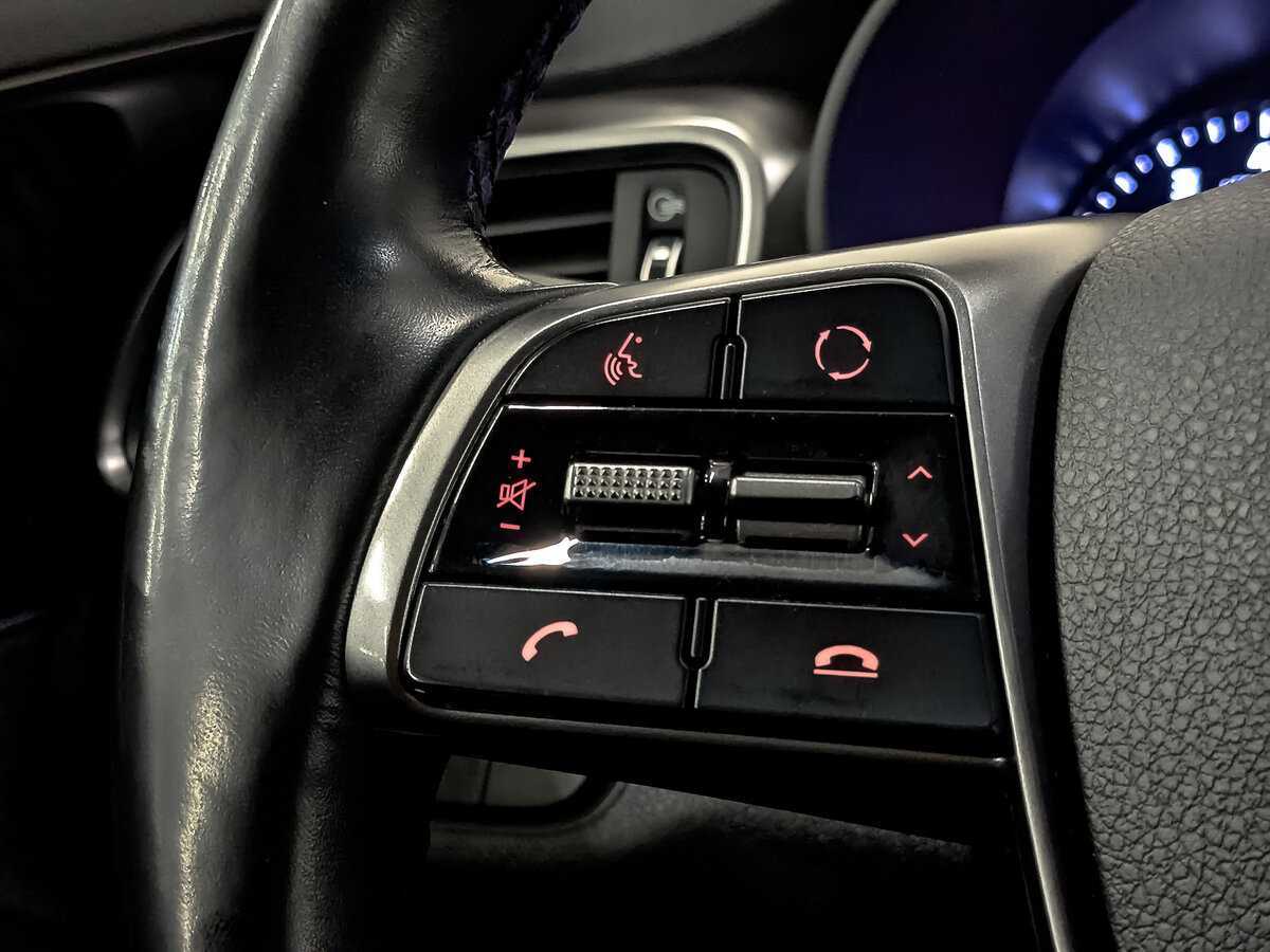 Купить Kia Sorento с пробегом. Фото: #26