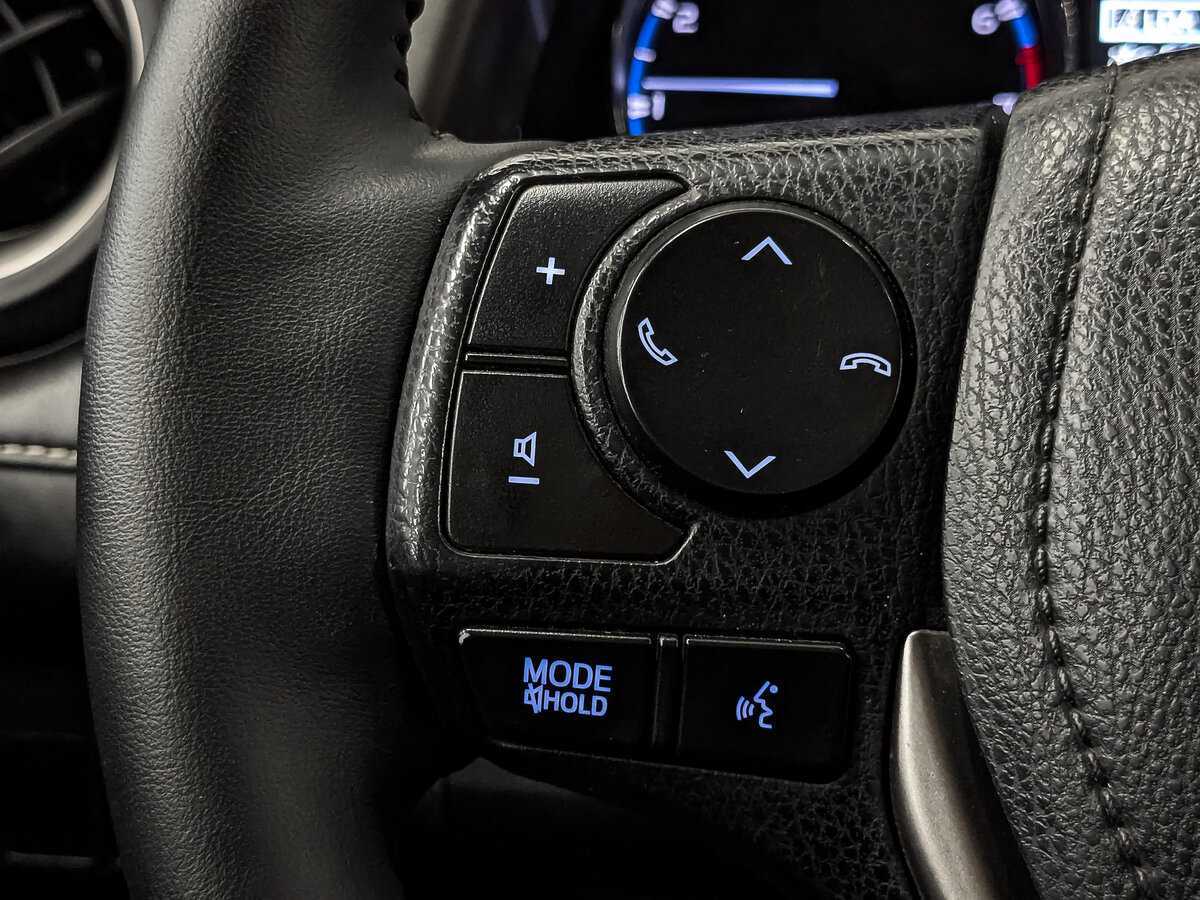 Купить Toyota RAV4 с пробегом. Фото: #26