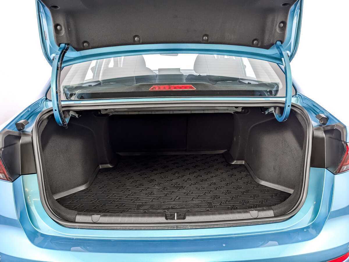 Купить Geely Emgrand с пробегом. Фото: #9