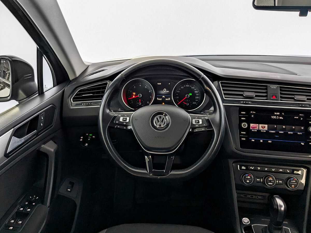 Купить Volkswagen Tiguan с пробегом. Фото: #20