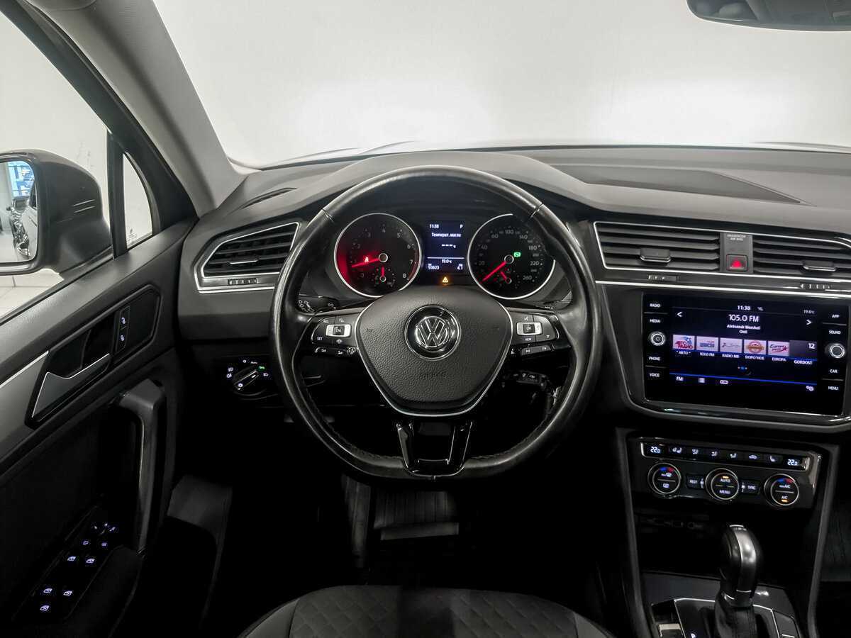 Купить Volkswagen Tiguan с пробегом. Фото: #20
