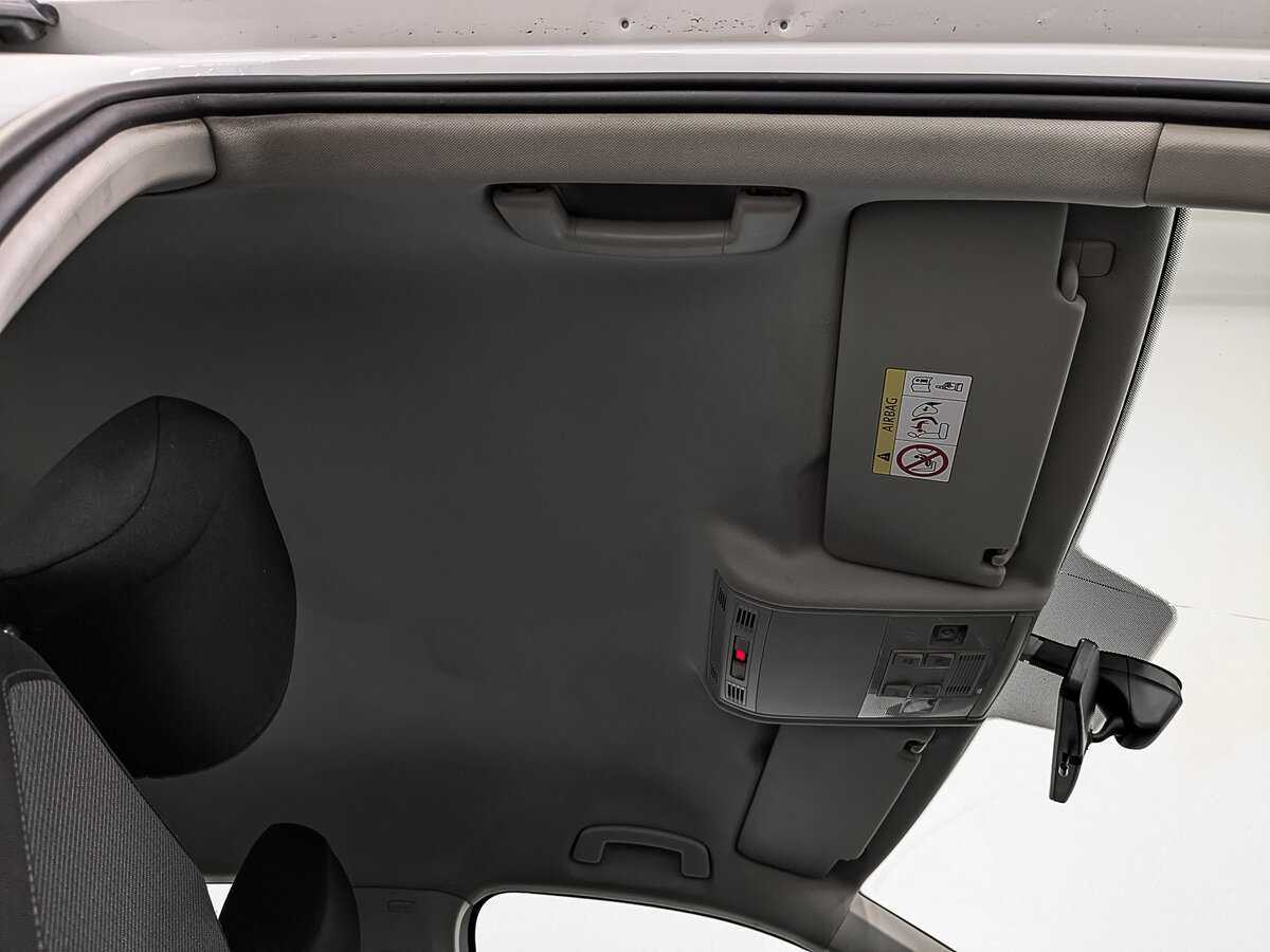 Купить Volkswagen Tiguan с пробегом. Фото: #22