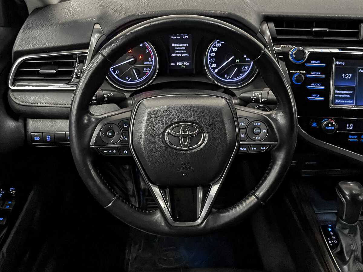 Купить Toyota Camry с пробегом. Фото: #21