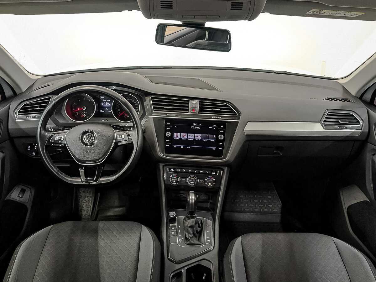 Купить Volkswagen Tiguan с пробегом. Фото: #13