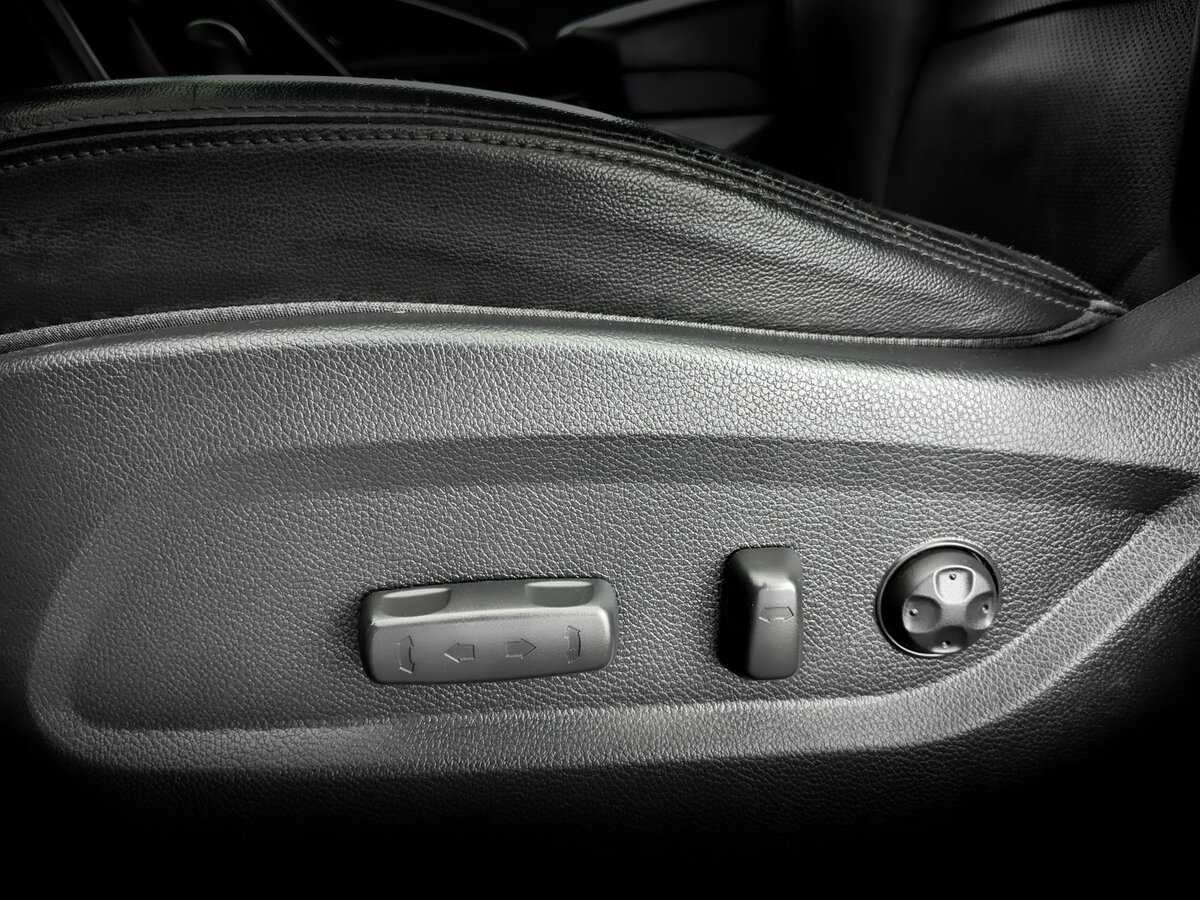 Купить Hyundai Santa Fe с пробегом. Фото: #20