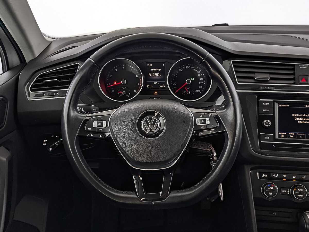 Купить Volkswagen Tiguan с пробегом. Фото: #21