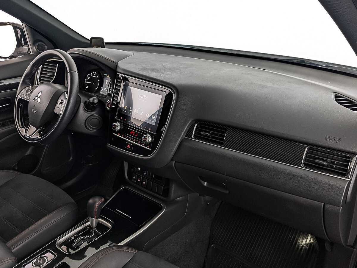Купить Mitsubishi Outlander с пробегом. Фото: #12