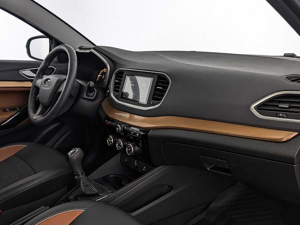 Купить Lada (ВАЗ) Vesta с пробегом. Фото: #12