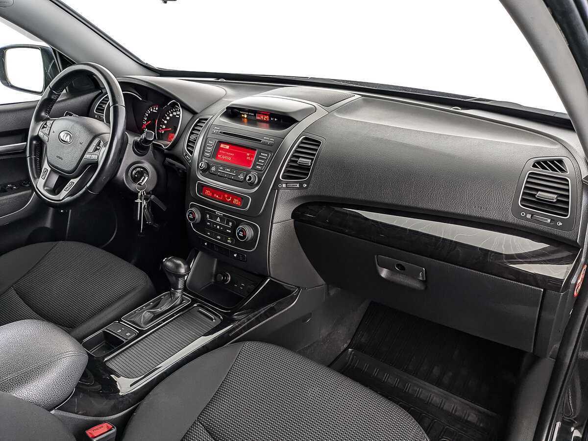 Купить Kia Sorento с пробегом. Фото: #12