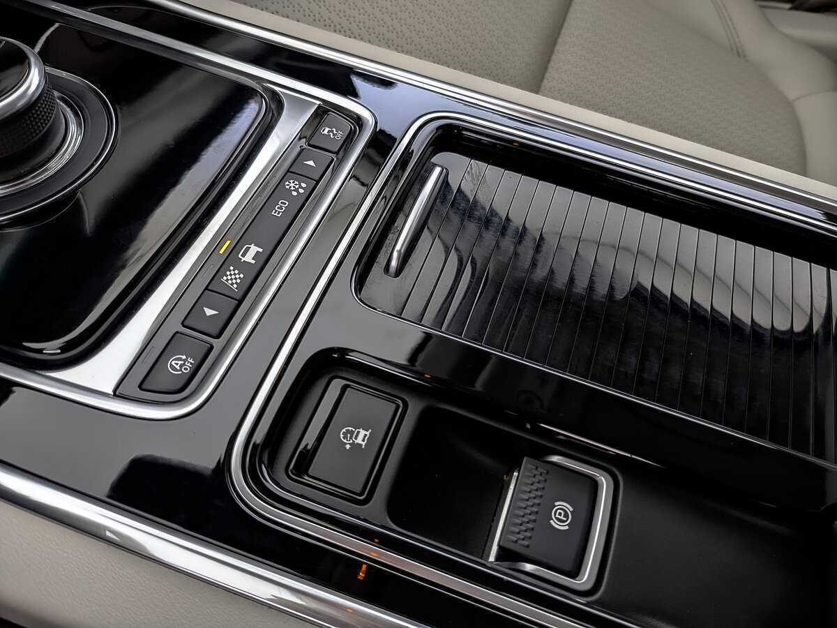 Купить Jaguar XF с пробегом. Фото: #26