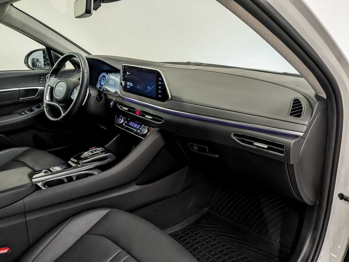 Купить Hyundai Sonata с пробегом. Фото: #10