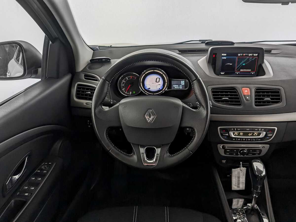 Купить Renault Fluence с пробегом. Фото: #20