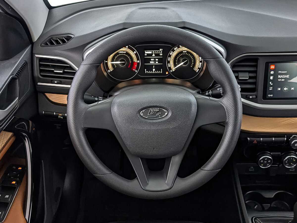 Купить Lada (ВАЗ) Vesta с пробегом. Фото: #21