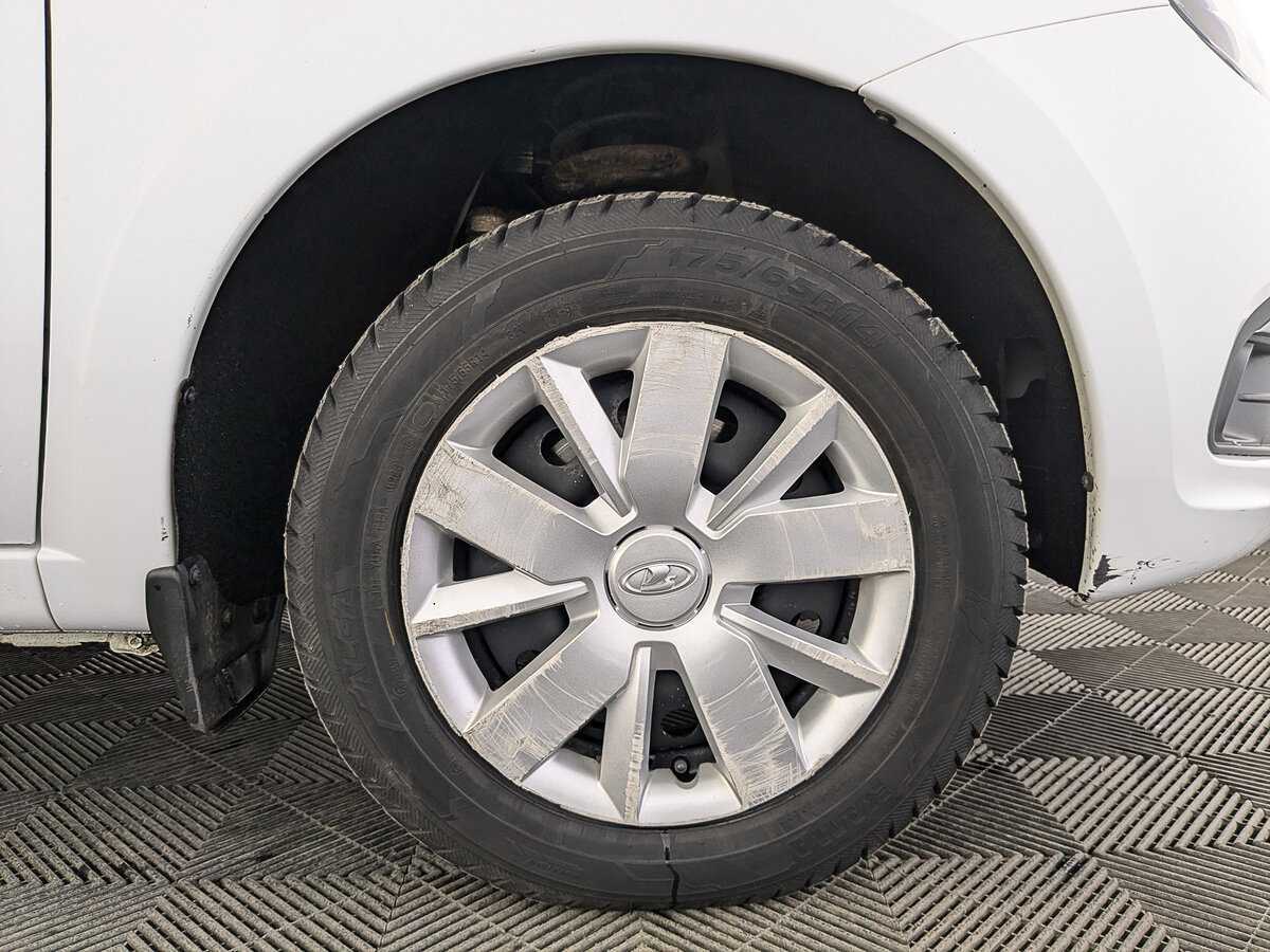 Купить Lada (ВАЗ) Granta с пробегом. Фото: #17