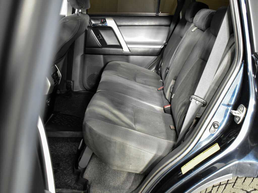 Купить Toyota Land Cruiser Prado с пробегом. Фото: #11