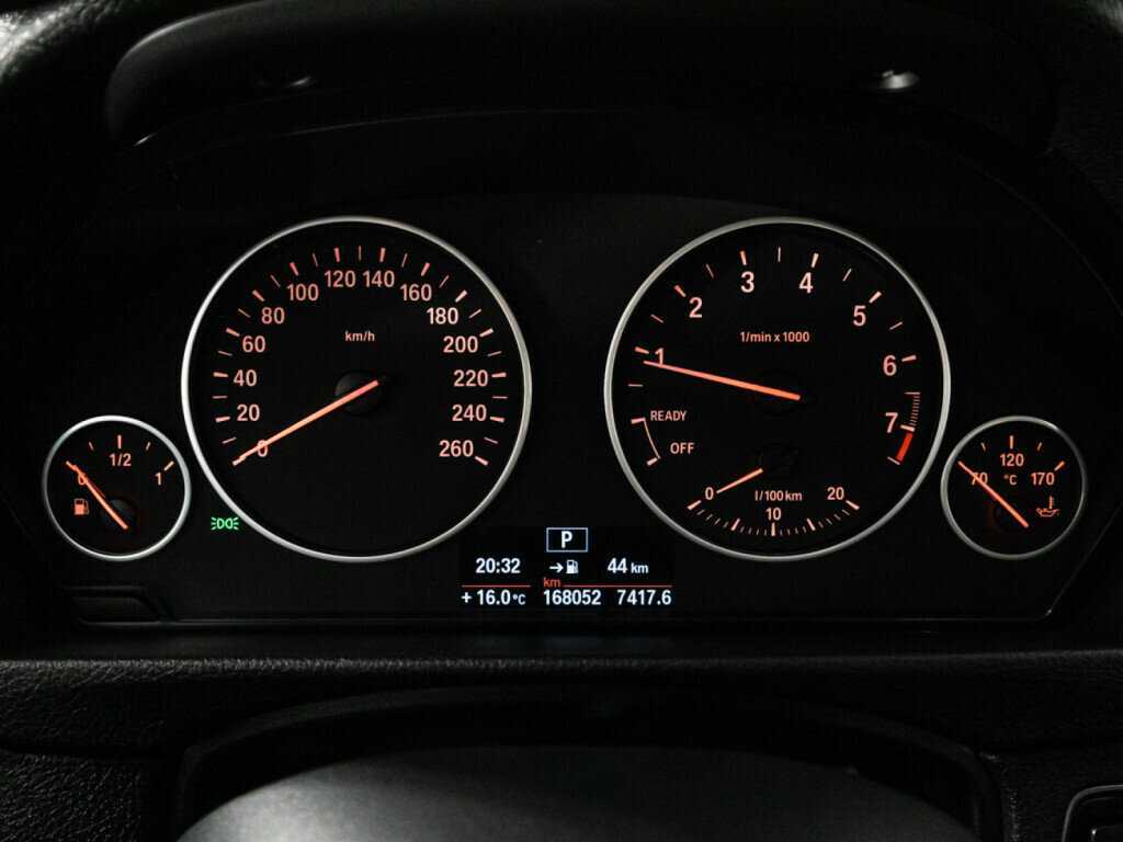 Купить BMW 3 серии с пробегом. Фото: #11