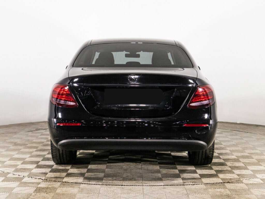 Купить Mercedes-Benz E-Класс с пробегом. Фото: #5