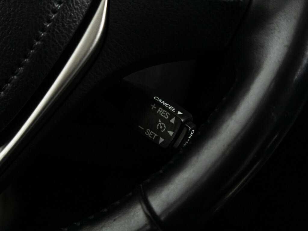 Купить Toyota RAV4 с пробегом. Фото: #20