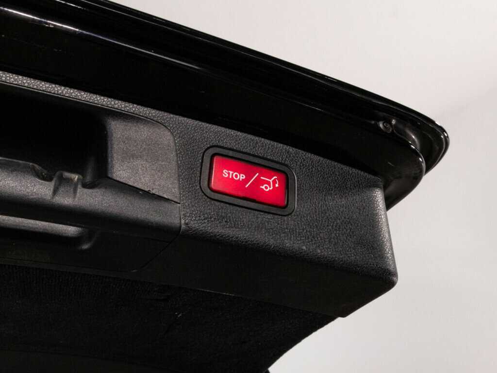 Купить Mercedes-Benz E-Класс с пробегом. Фото: #15