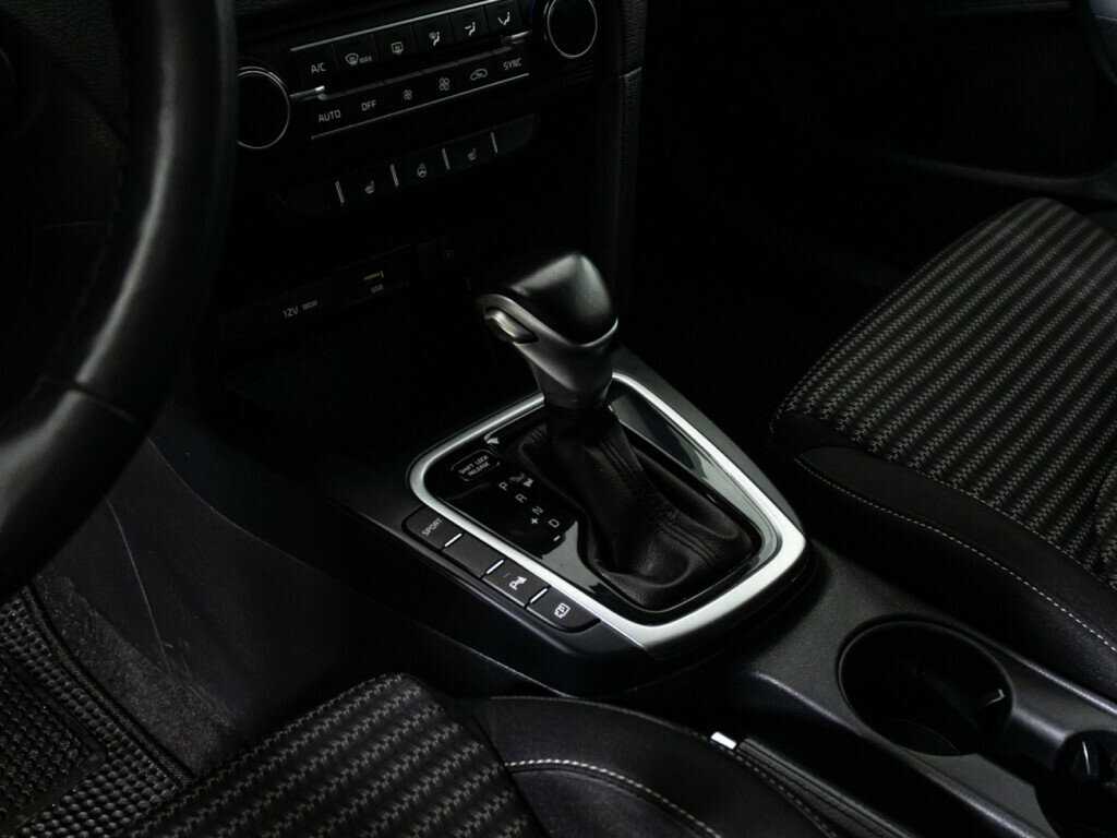 Купить Kia Ceed с пробегом. Фото: #16