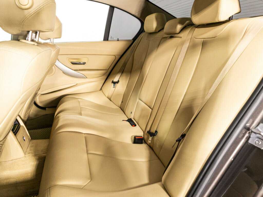 Купить BMW 3 серии с пробегом. Фото: #9