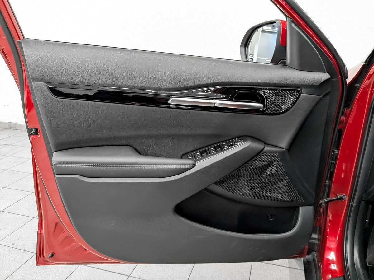 Купить Kia Seltos с пробегом. Фото: #16