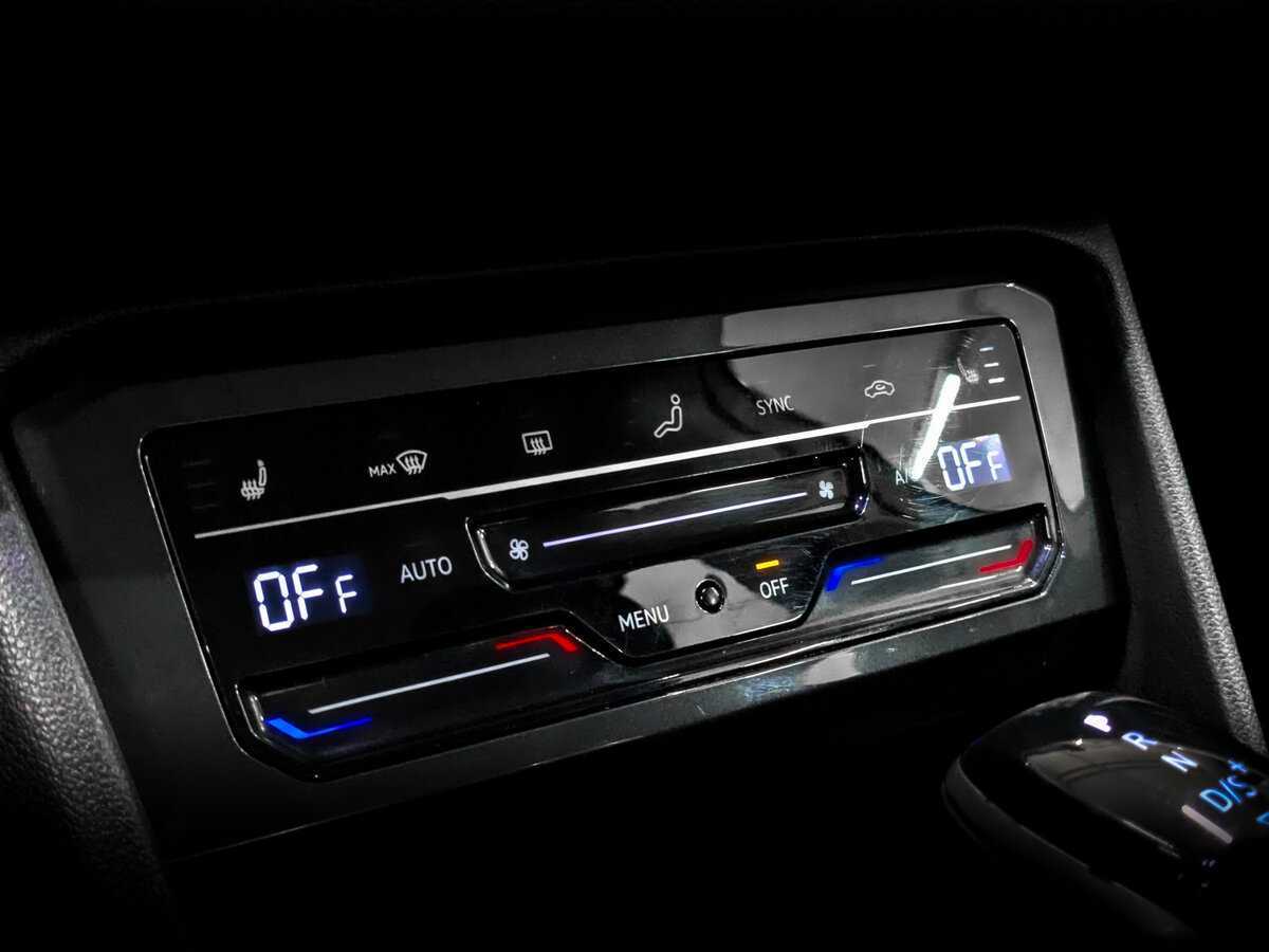 Купить Volkswagen Tiguan с пробегом. Фото: #21