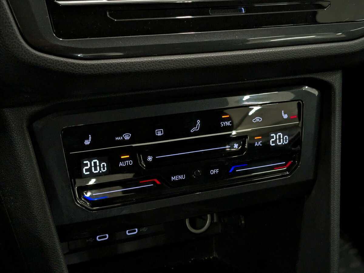 Купить Volkswagen Tiguan с пробегом. Фото: #24