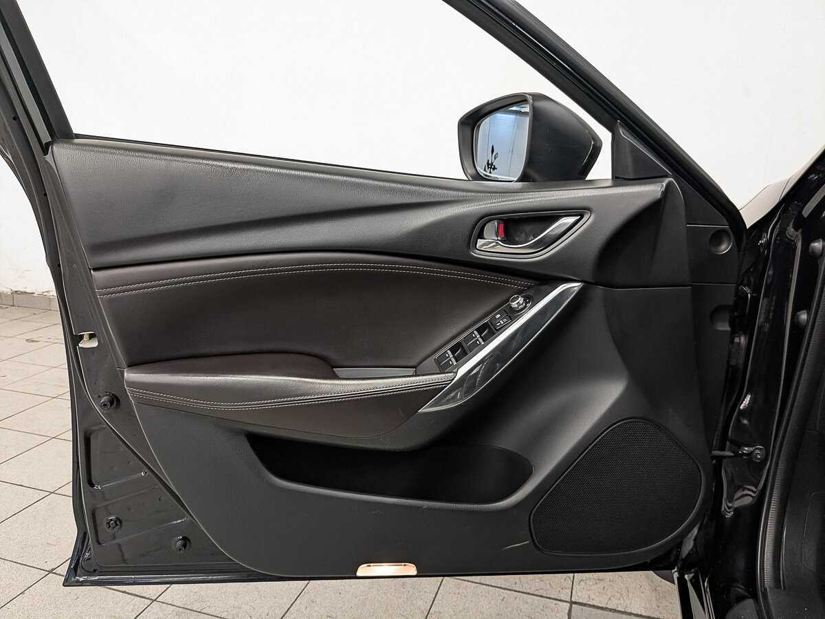 Купить Mazda 6 с пробегом. Фото: #16