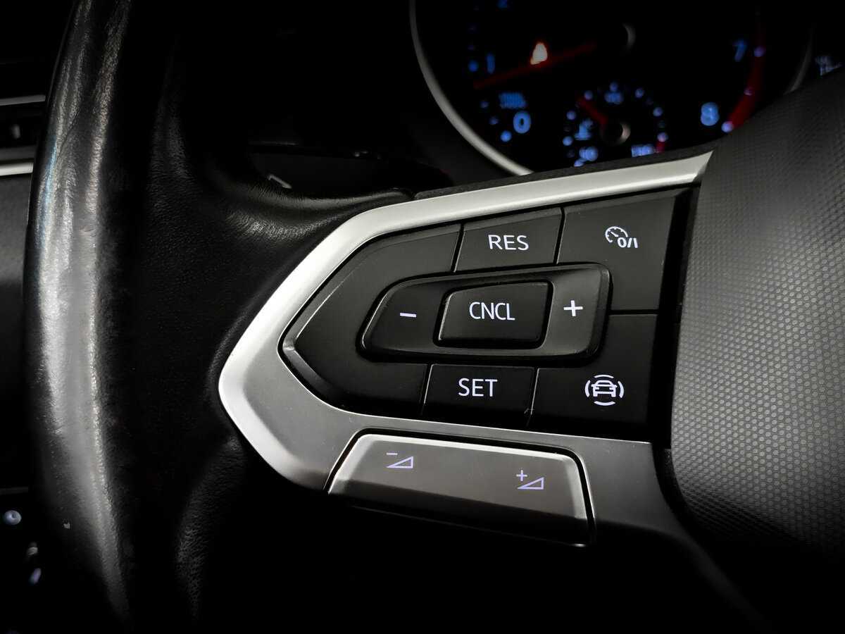 Купить Volkswagen Tiguan с пробегом. Фото: #24