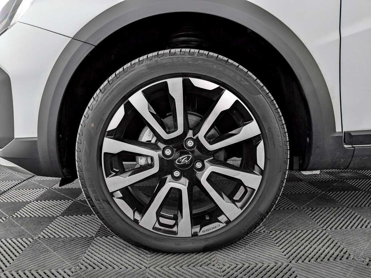 Купить Lada (ВАЗ) Vesta с пробегом. Фото: #17