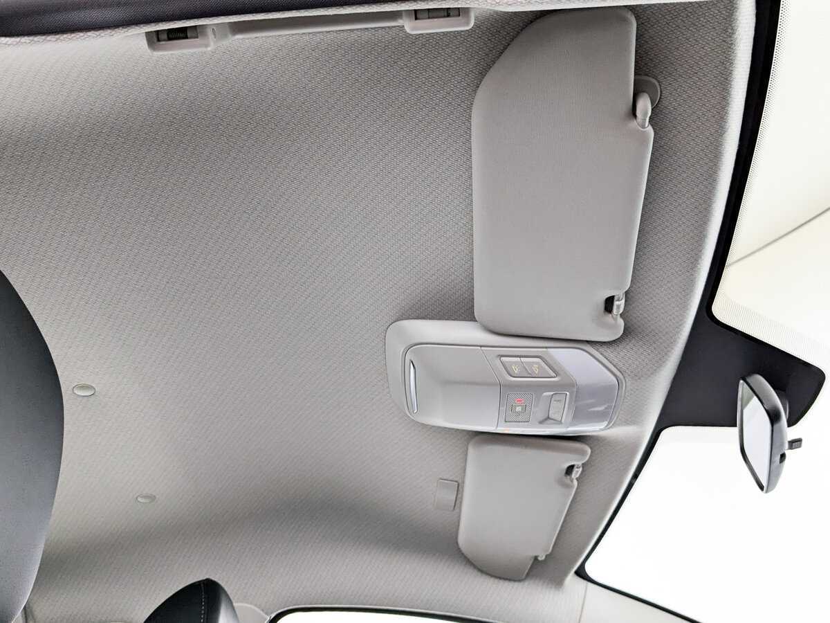 Купить Lada (ВАЗ) Vesta с пробегом. Фото: #21