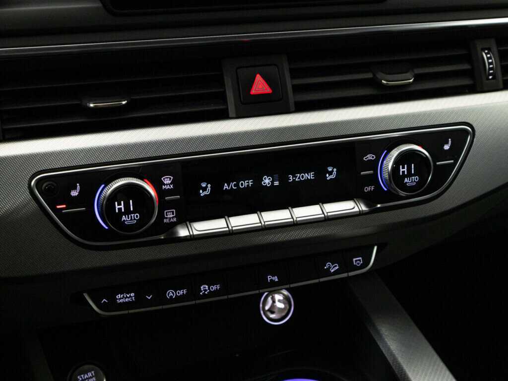 Купить Audi A4 с пробегом. Фото: #15