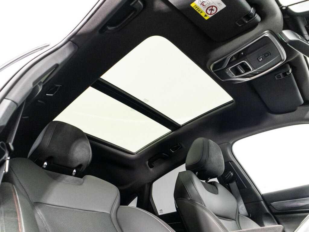 Купить Geely Tugella с пробегом. Фото: #24