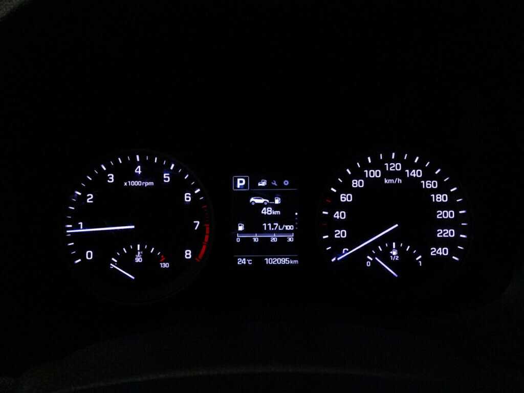 Купить Hyundai Tucson с пробегом. Фото: #11