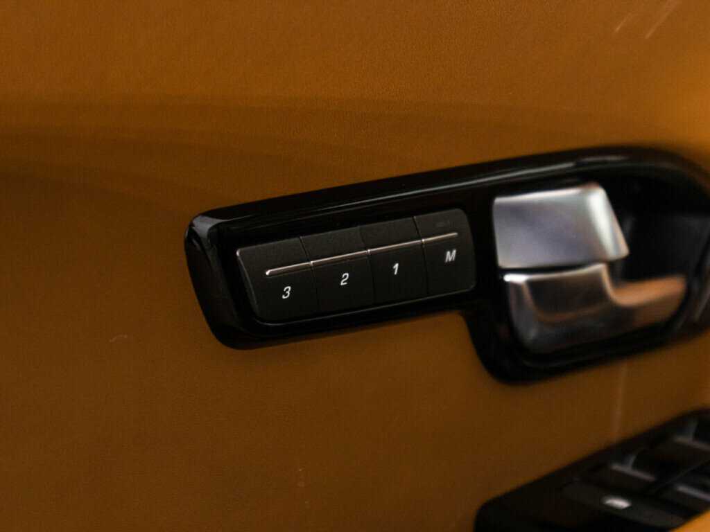 Купить Land Rover Range Rover Evoque с пробегом. Фото: #18