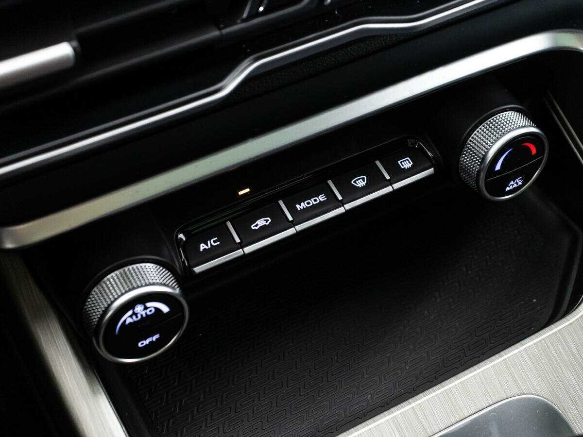 Купить Geely Coolray с пробегом. Фото: #19