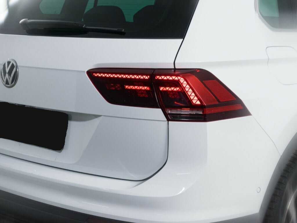 Купить Volkswagen Tiguan с пробегом. Фото: #16
