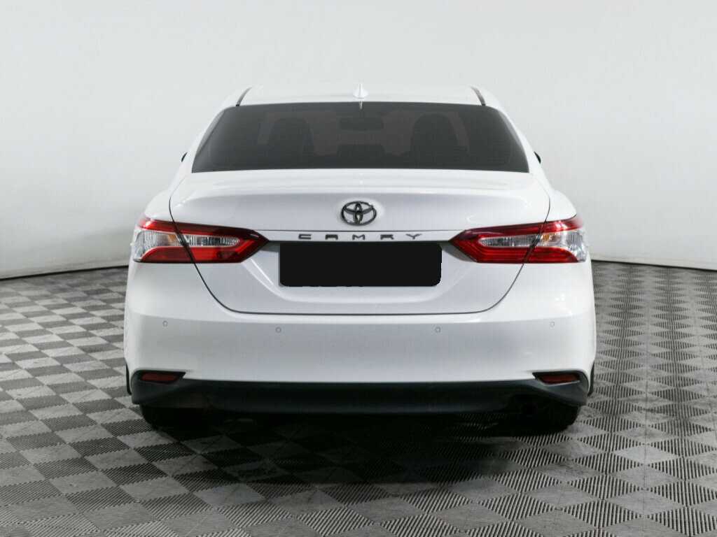 Купить Toyota Camry с пробегом. Фото: #4