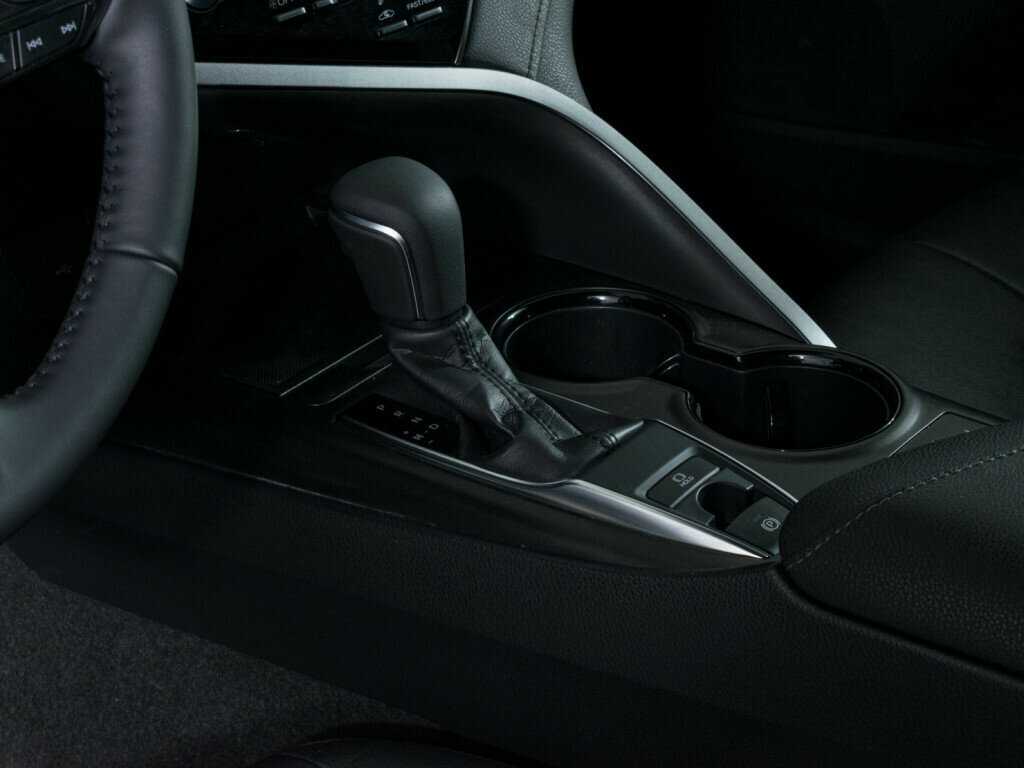 Купить Toyota Camry с пробегом. Фото: #11